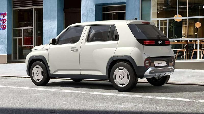 Neu Hyundai Inster Select 71 kW (97 PS) 2025 Unbleached ivory Kleinwagen