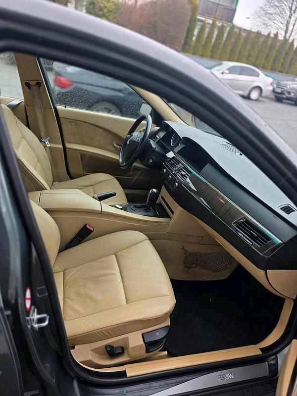 Gebraucht BMW 530 218 PS (160 kW) 2003 Limousine