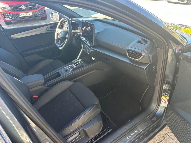 Second-hand Cupra Leon 150 CP (110 kW) 2025 Gri Berlinǎ