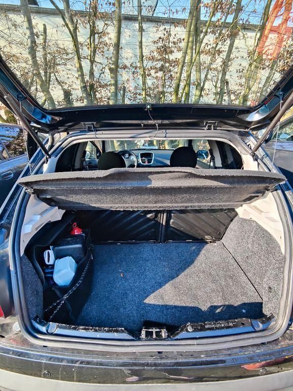 Gebraucht Peugeot 206 60 PS (44 kW) 2009 Schwarz Limousine