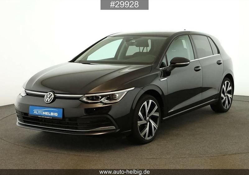 Schwarz Gebraucht 2023 VW Golf VIII Style Limousine | 24.990 € (Guter Preis) - Bild 1/4