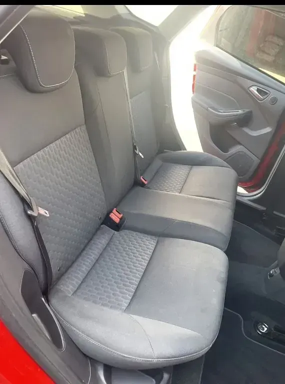 Usata Ford Focus 101 CV (74 kW) 2014 Rosso Berlina