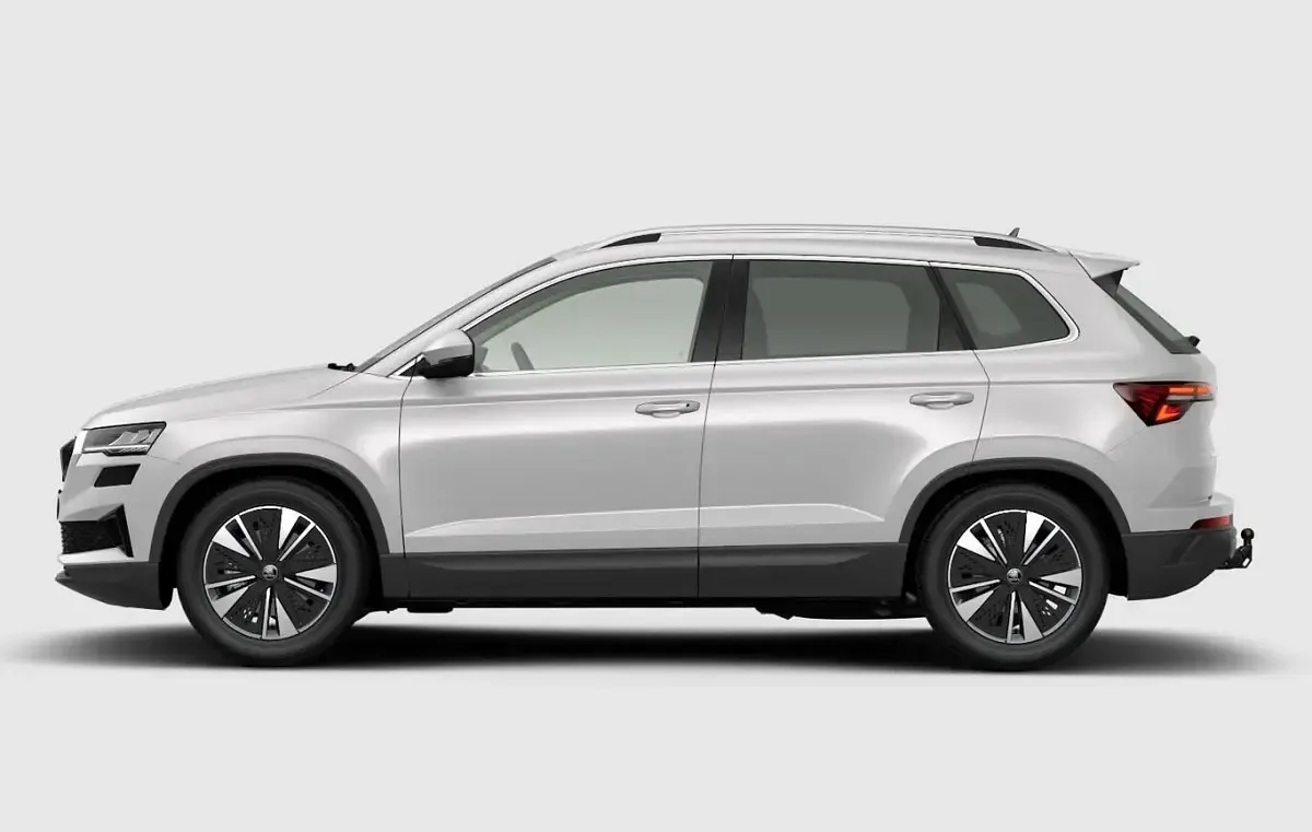 Neu Skoda Karoq Selection 150 PS (110 kW) 2026 Moonweiß perleffekt SUV
