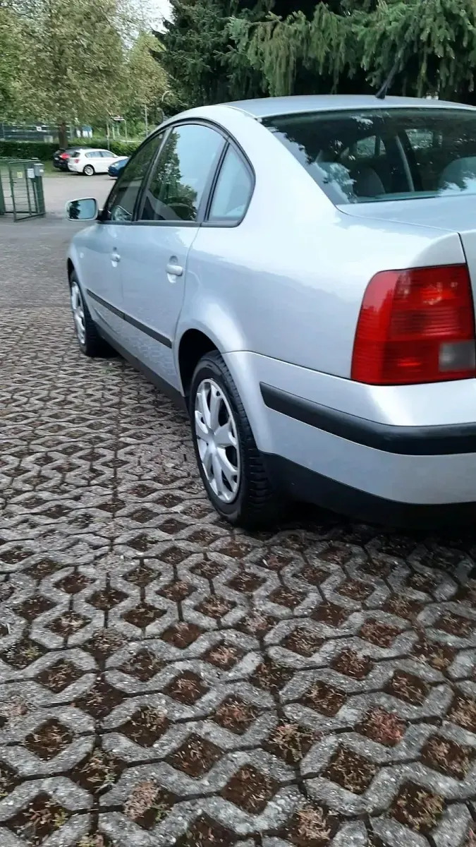 Brugt VW Passat 125 HK (91 kW) 2000 Sølv Sedan