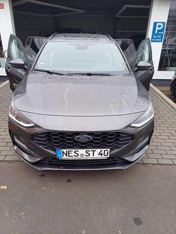 Gebraucht Ford Focus ST-Line 125 PS (91 kW) 2025 Magneticgrau (metallic) Kombi
