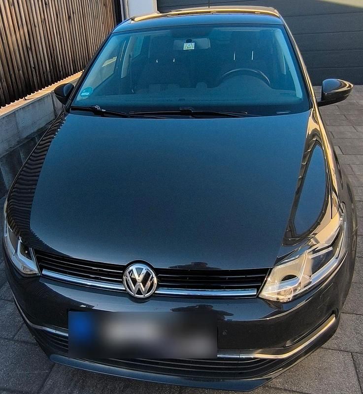 Usado VW Polo Allstar 60 HP (44 kW) 2017 Cinzento Citadino