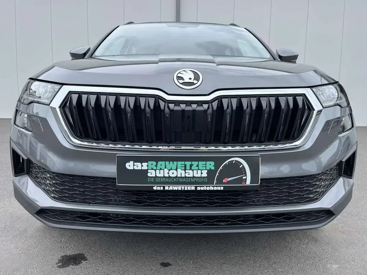 Gebraucht Skoda Karoq Style 150 PS (110 kW) 2022 Graphitegrau SUV