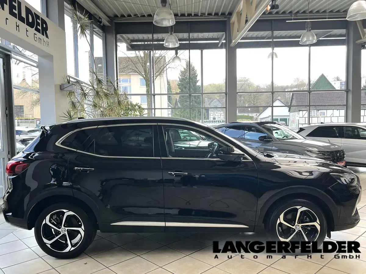 Gebraucht MG HS Luxury 162 PS (119 kW) 2024 Schwarz SUV