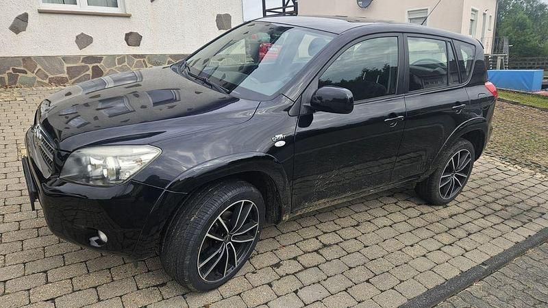 Schwarz Gebraucht 2006 Toyota RAV4 Sol SUV | 5.000 € (Etwas zu teuer) - Bild 1/4