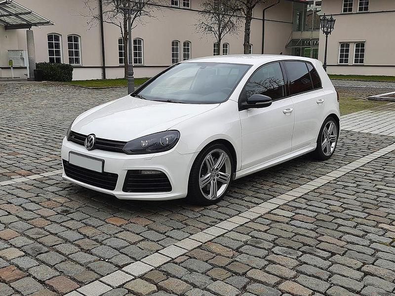 Gebraucht VW Golf VII R 271 PS (199 kW) 2012 Weiß Limousine