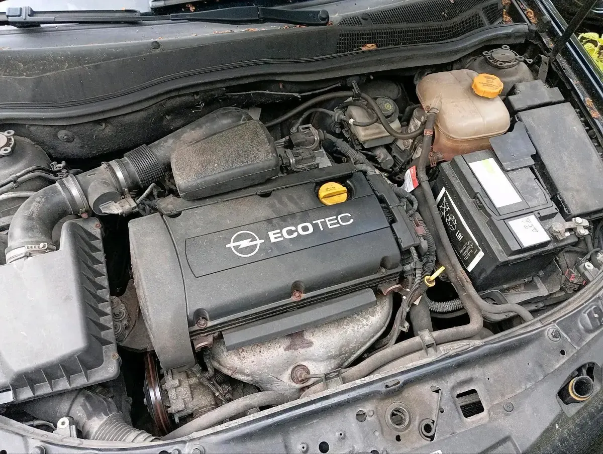 Brugt Opel Astra 105 HK (77 kW) 2005 Sort Sedan