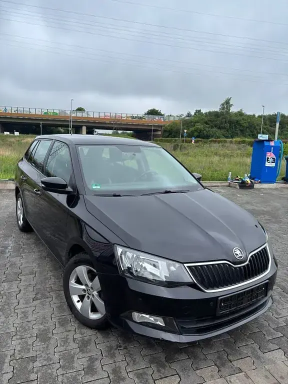 Gebraucht Skoda Fabia Active 95 PS (69 kW) 2018 Schwarz Kombi