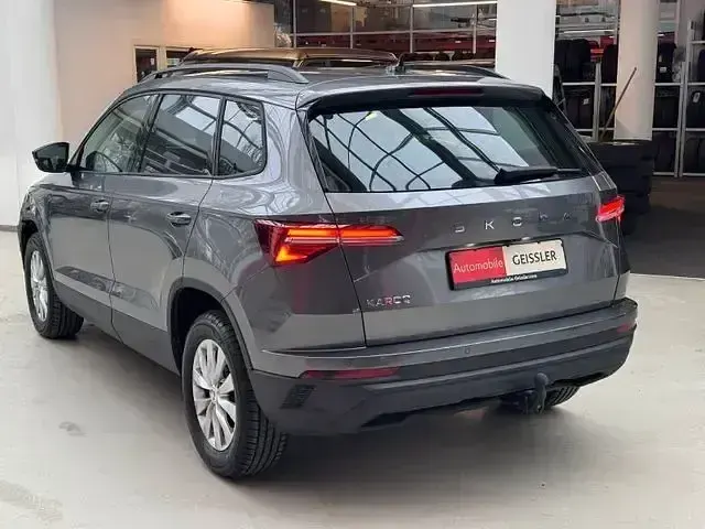 Gebraucht Skoda Karoq Selection 150 PS (110 kW) 2024 Graphite grey SUV