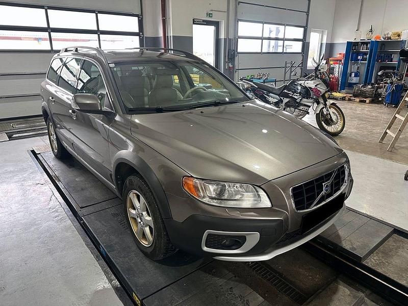 Gebraucht Volvo XC70 Summum 185 PS (136 kW) 2008 Grau SUV