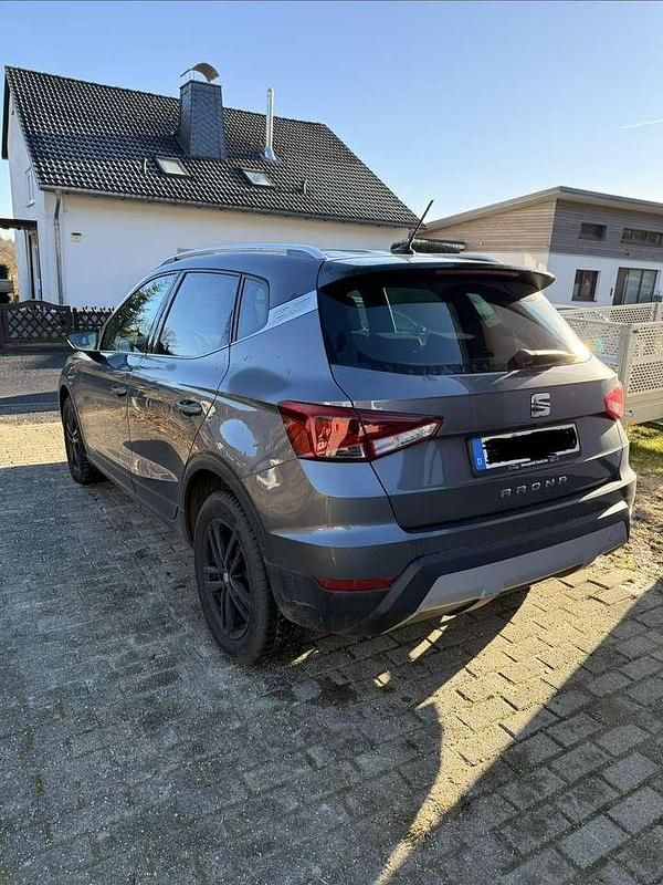 Gebraucht Seat Arona XCELLENCE 95 PS (69 kW) 2018 Grau SUV