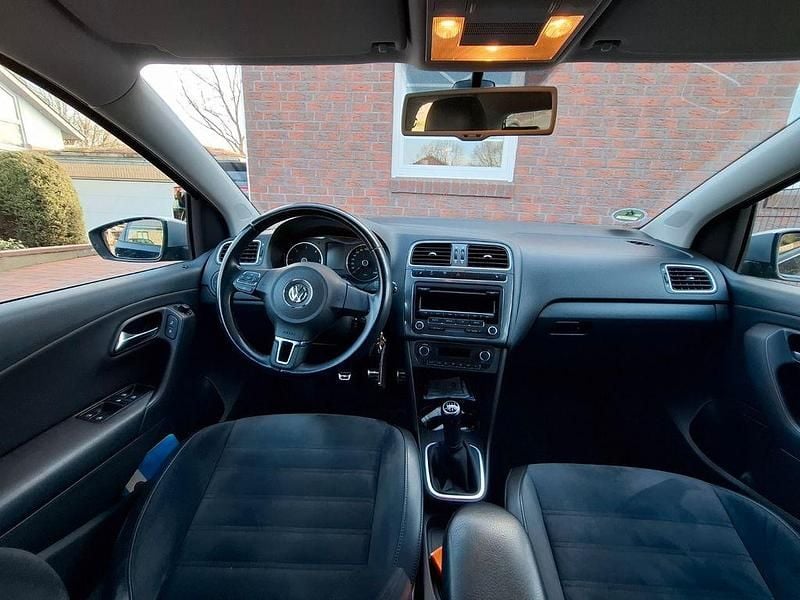 Gebraucht VW Polo Cross 105 PS (77 kW) 2012 Schwarz Kleinwagen