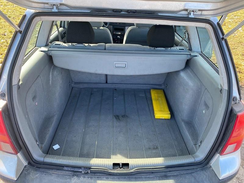 Gebraucht VW Golf IV 75 PS (55 kW) 2001 Grau Kombi