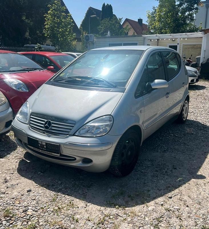 Silber Gebraucht 1998 Mercedes A170 Kleinwagen | 299 € - Bild 1/4