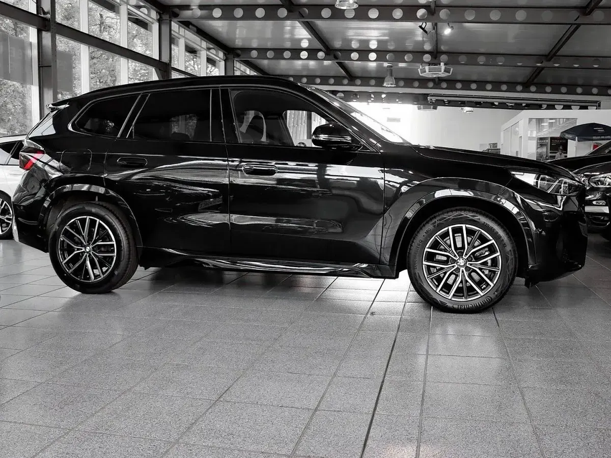 Gebraucht BMW X1 M Sport 204 PS (150 kW) 2023 Schwarz SUV