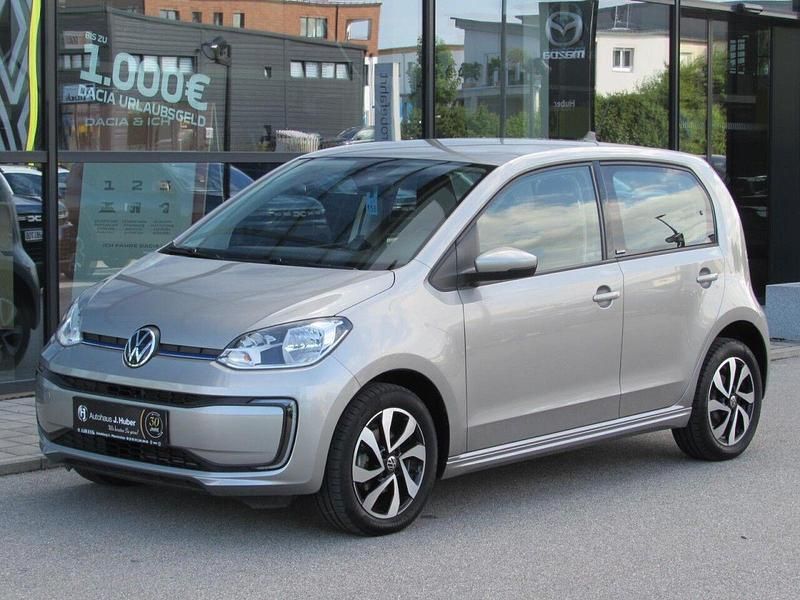 Tungsten silver (silber) Gebraucht 2021 VW e-up! Active Kleinwagen | 13.990 € (Fairer Preis) - Bild 1/4