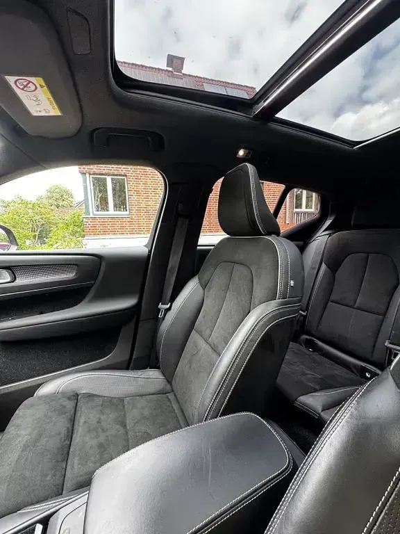 Gebraucht Volvo XC40 R-Design 150 PS (110 kW) 2020 Schwarz SUV