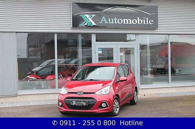 Rot Gebraucht 2016 Hyundai i10 Passion Kleinwagen | 7.550 € (Superpreis) - Bild 1/4