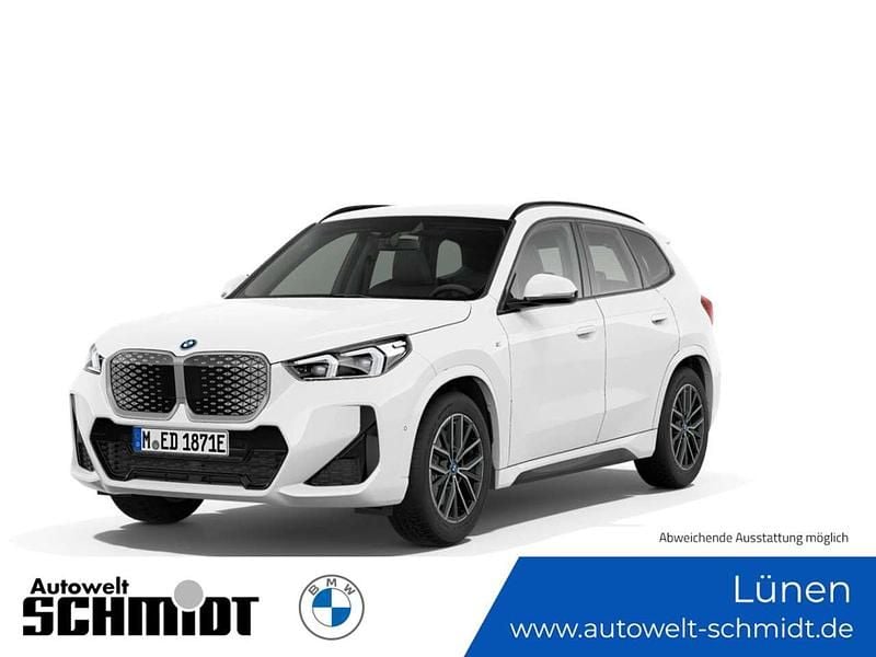 Alpinweiß Gebraucht 2024 BMW iX1 M Sport SUV | 39.790 € (Guter Preis) - Bild 1/4