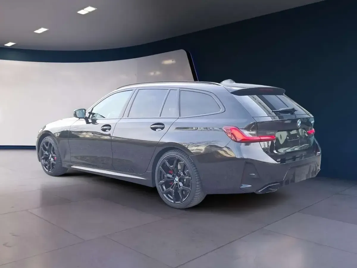 Gebraucht BMW M340 Comfort Edition 340 PS (250 kW) 2025 Black sapphire metallic Limousine