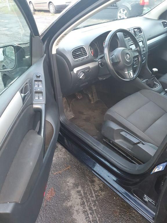 Gebraucht VW Golf VI Style 105 PS (77 kW) 2010 Schwarz Kleinwagen
