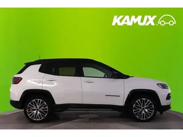 Occasion Jeep Compass Summit 131 ch (96 kW) 2025 Blanc SUV