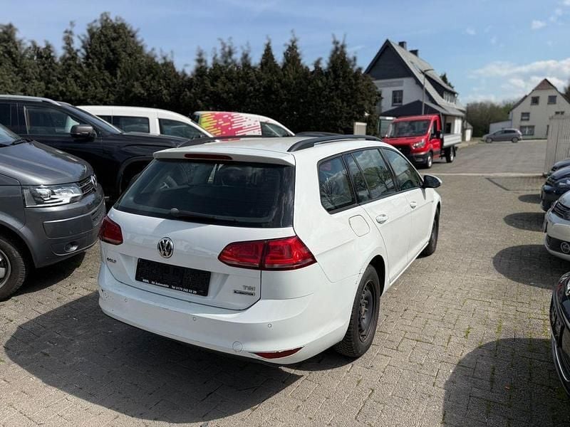 Gebraucht VW Golf VII Comfortline 110 PS (80 kW) 2014 Weiß Kombi