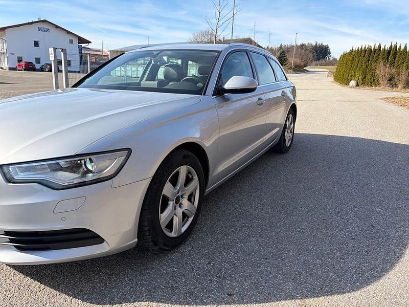 Gebraucht Audi A6 Comfort 177 PS (130 kW) 2012 Silber Kombi