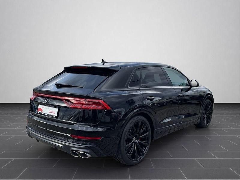 Gebraucht Audi SQ8 Advanced Plus 507 PS (372 kW) 2022 Mythosschwarz metallic (metallic) SUV