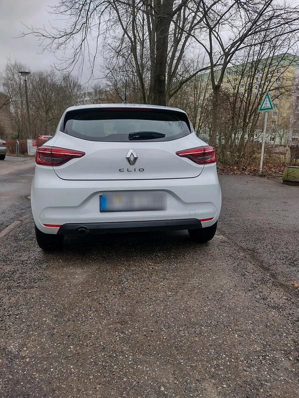 Gebraucht Renault Clio V 70 PS (51 kW) 2021 Weiß Kleinwagen