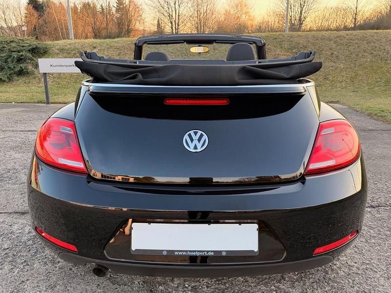 Second-hand VW Beetle 105 CP (77 kW) 2016 Negru Hatchback
