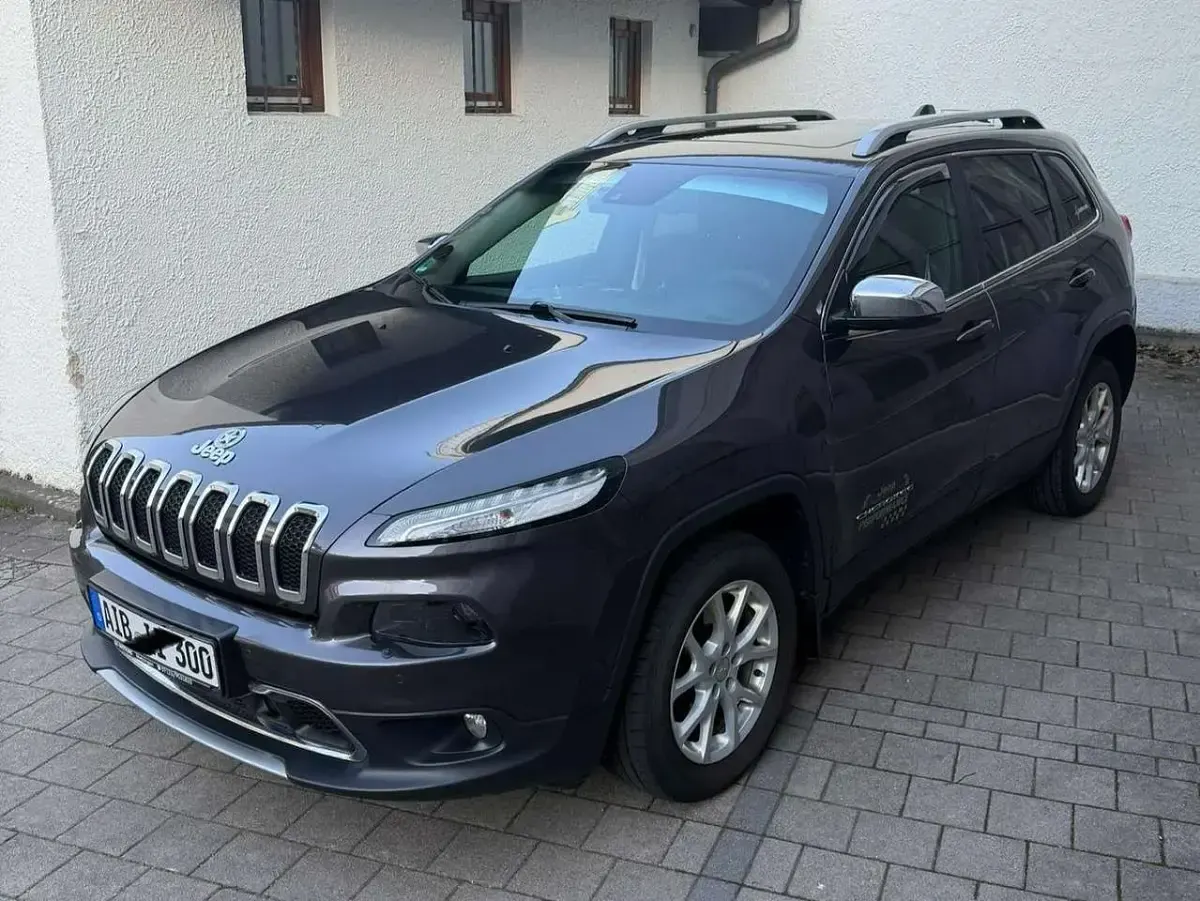 Occasion Jeep Cherokee Limited 170 ch (125 kW) 2014 Gris SUV