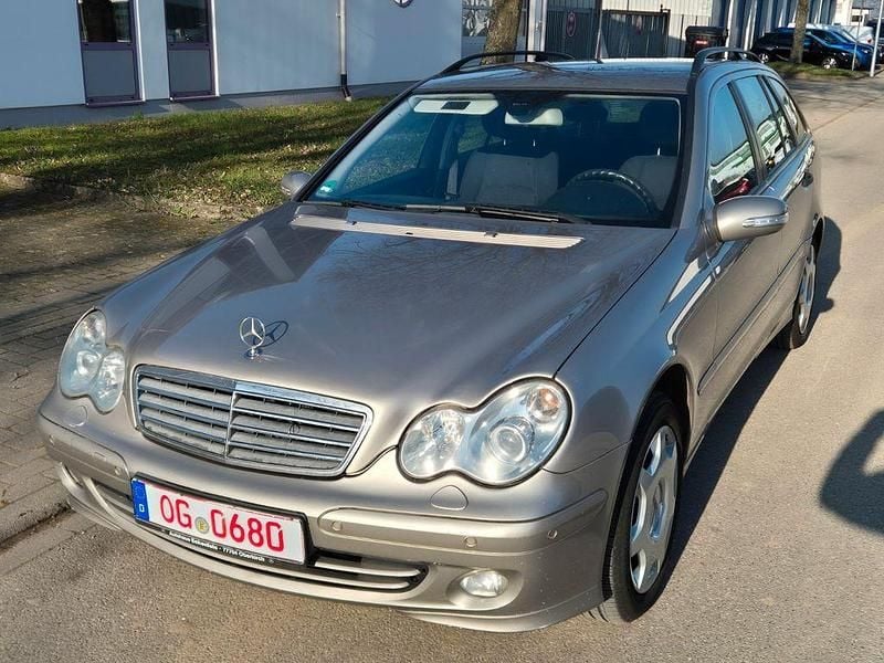 Gebraucht Mercedes C220 150 PS (110 kW) 2007 Silber Kombi