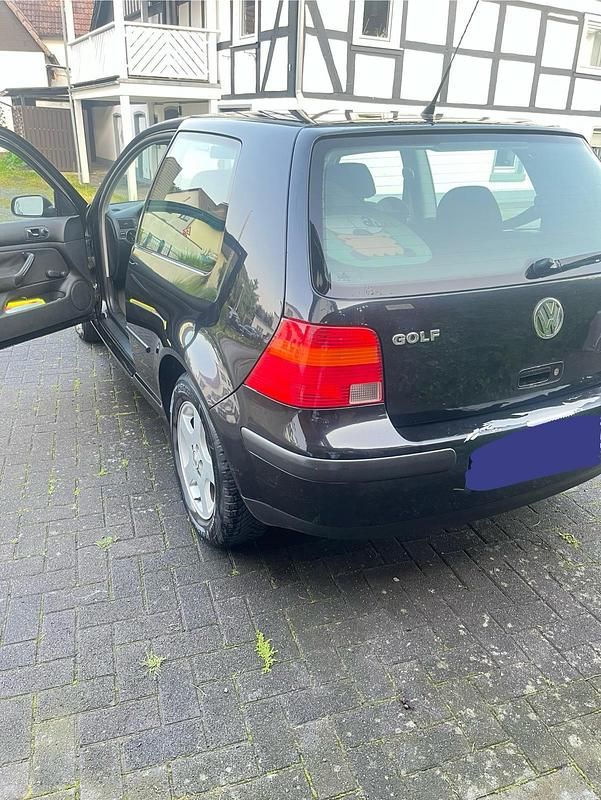Gebraucht VW Golf III 102 PS (75 kW) 1999 Schwarz Kleinwagen