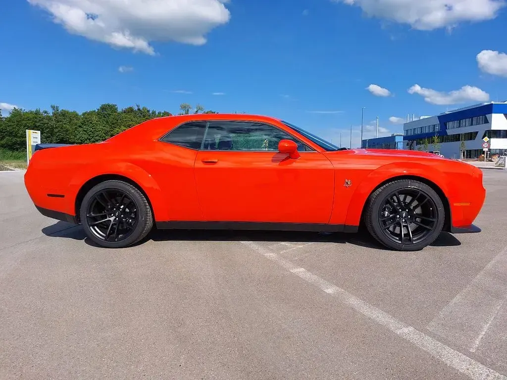 Gebraucht Dodge Challenger 492 PS (361 kW) 2024 Orange