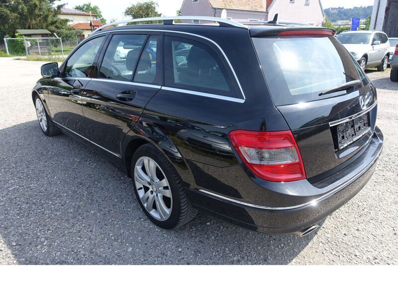 Gebraucht Mercedes C230 204 PS (150 kW) 2008 Schwarz Kombi