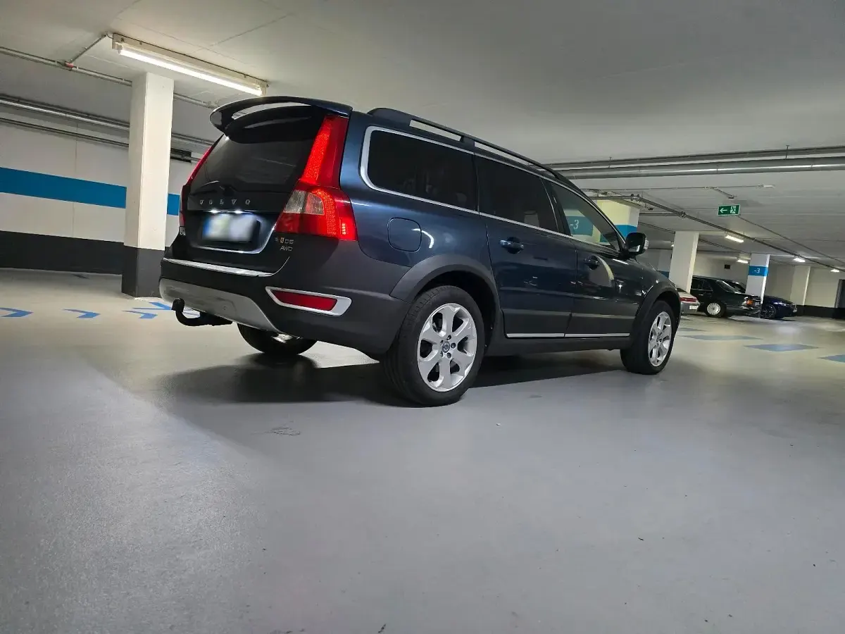 Gebraucht Volvo XC70 215 PS (158 kW) 2009 Kombi
