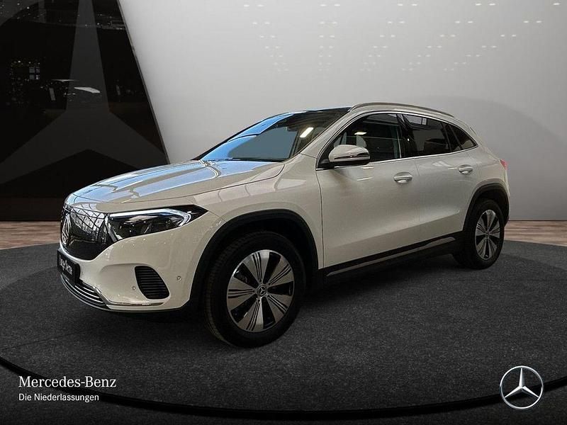 Gebraucht Mercedes EQA250 Advanced 139 kW (190 PS) 2025 Weiß SUV