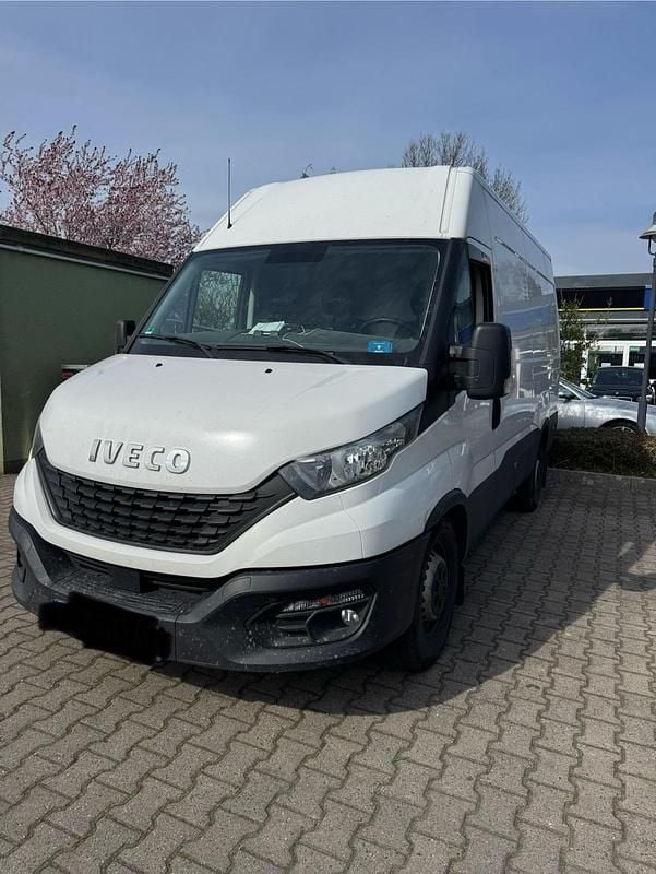 Gebraucht Iveco Daily 136 PS (100 kW) 2020 Van / Kleinbus