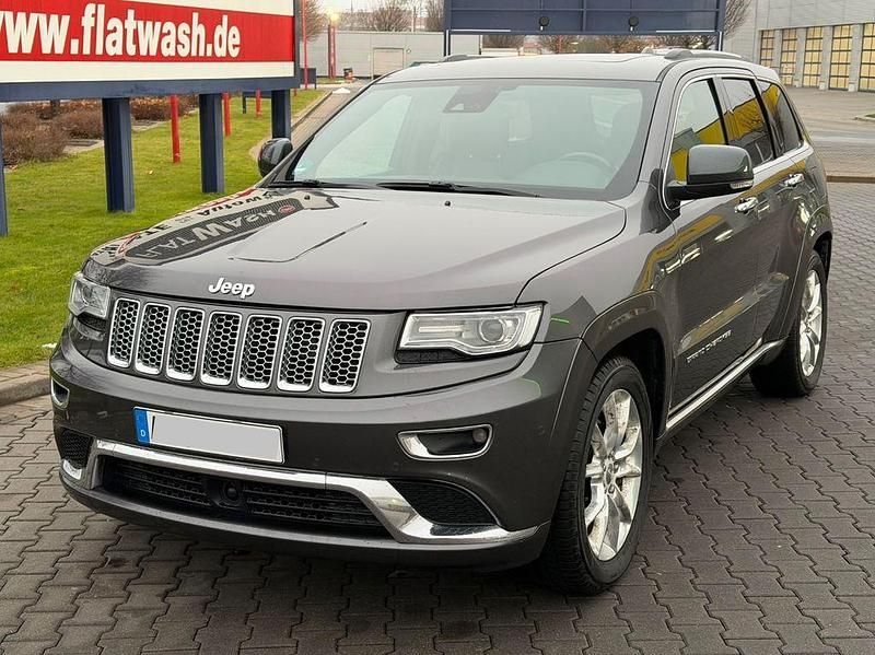 Grau Gebraucht 2017 Jeep Grand Cherokee Summit SUV | 12.500 € (Superpreis) - Bild 1/4