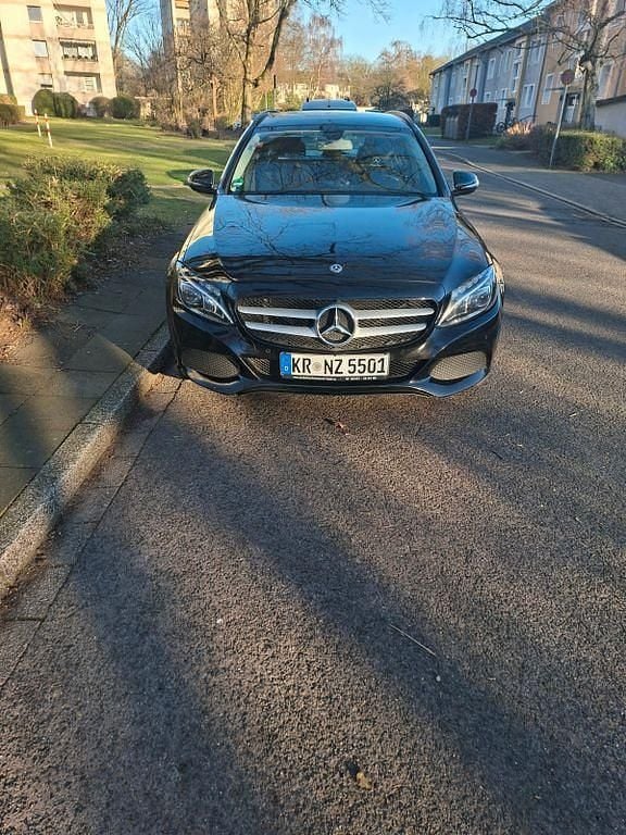 Gebraucht Mercedes C220 231 PS (169 kW) 2017 Schwarz Limousine