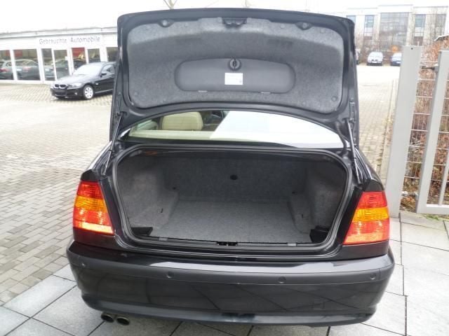 Gebraucht BMW 330 Comfort Edition 231 PS (169 kW) 2003 Schwarz metallic Limousine