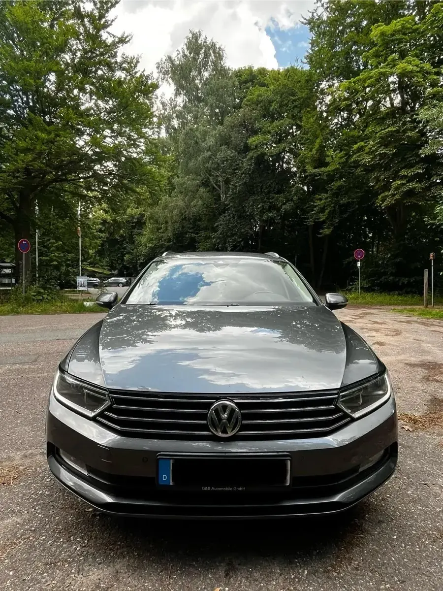 Gebraucht VW Passat Comfortline 150 PS (110 kW) 2016 Grau Kombi