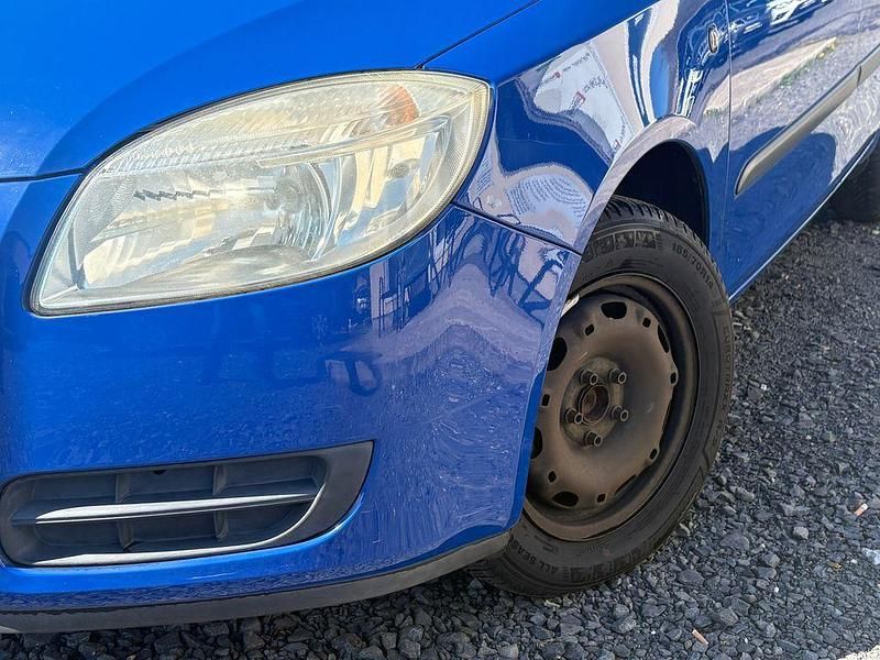 Gebraucht Skoda Fabia Ambiente 60 PS (44 kW) 2007 Modra dynamique/dynamic blau Limousine