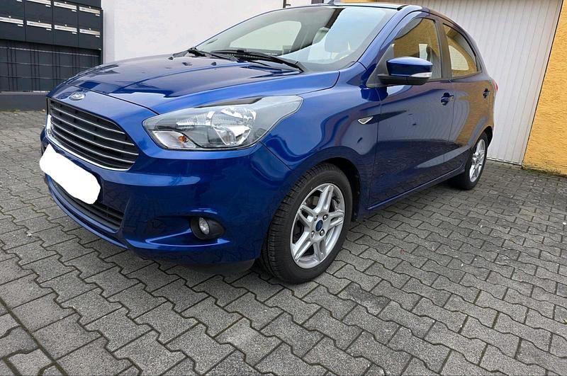 Blau Gebraucht 2017 Ford Ka Plus Kleinwagen | 6.300 € (Fairer Preis) - Bild 1/4