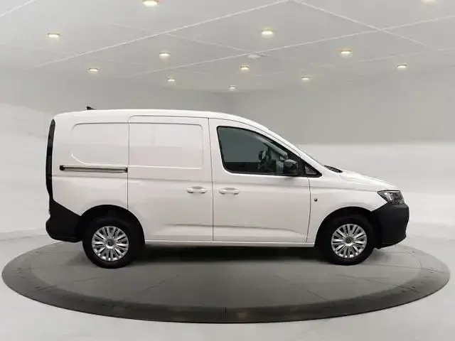 Gebraucht VW Caddy 102 PS (75 kW) 2025 Weiß Van / Kleinbus